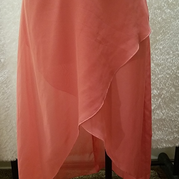 Gold drama strapless dress - Picture 3 of 6